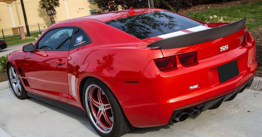 Chevrolet Camaro Z28 Factory Style Flush No Light Spoiler (2010-2013) - Image 2