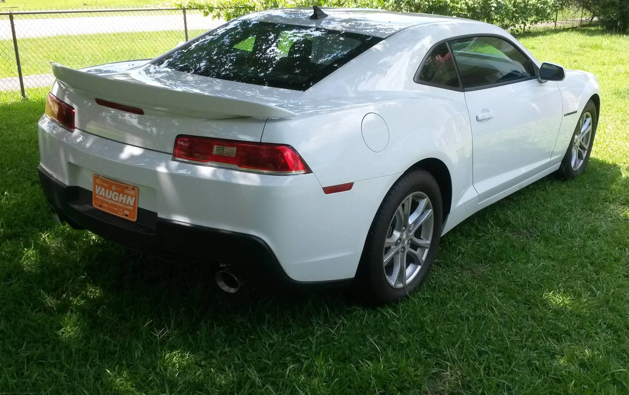 Chevrolet Camaro Z28 Factory Style Flush No Light Spoiler (2014-2015) - Image 3